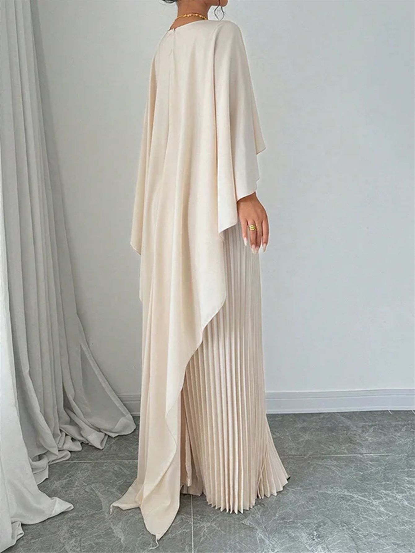 Loose Batwing Sleeve Mid-Length Dress